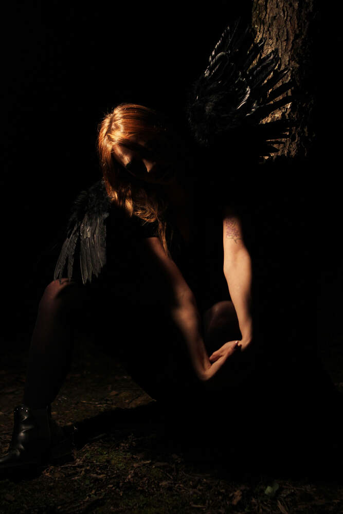 Black color palette photo set