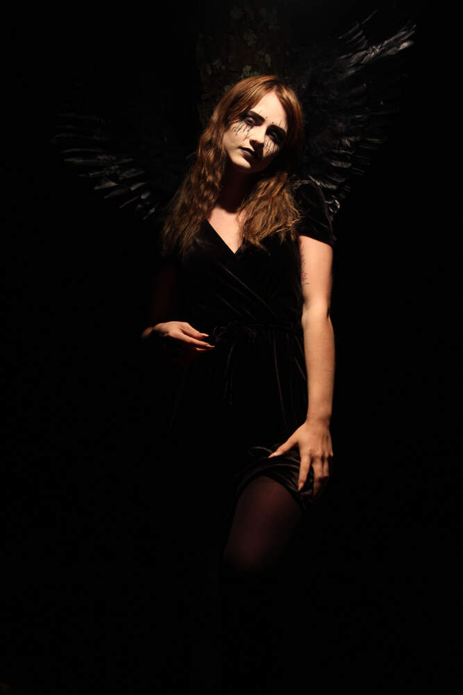 Black color palette photo set