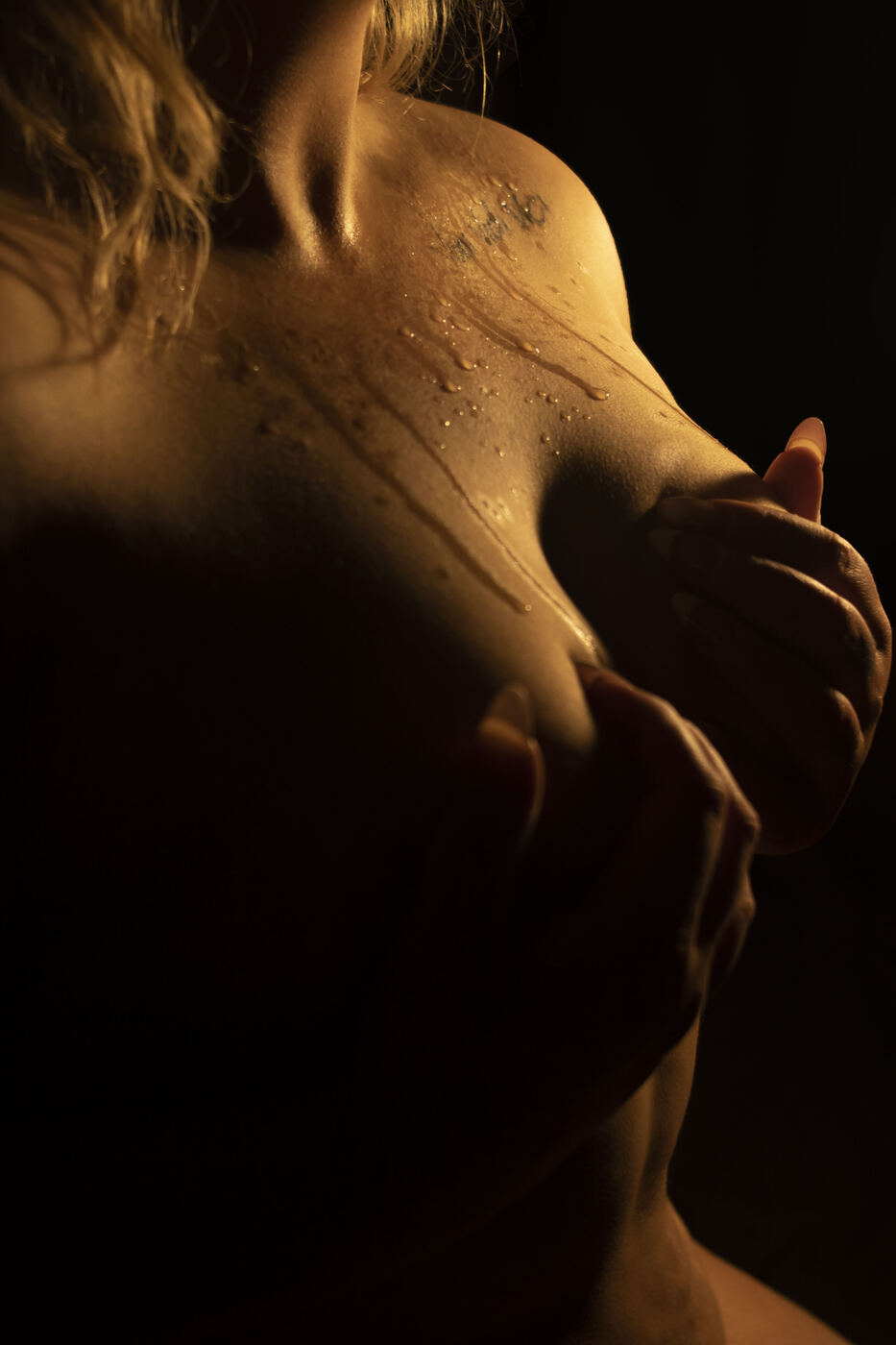 Bodyscape boudoir photo set