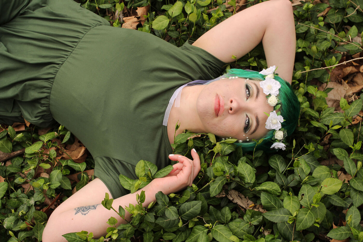 Green color palette photo set