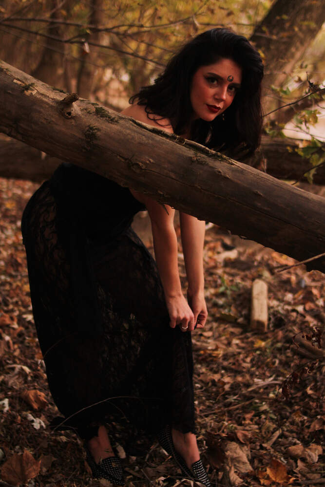 Season of the Witch boudoir photo set