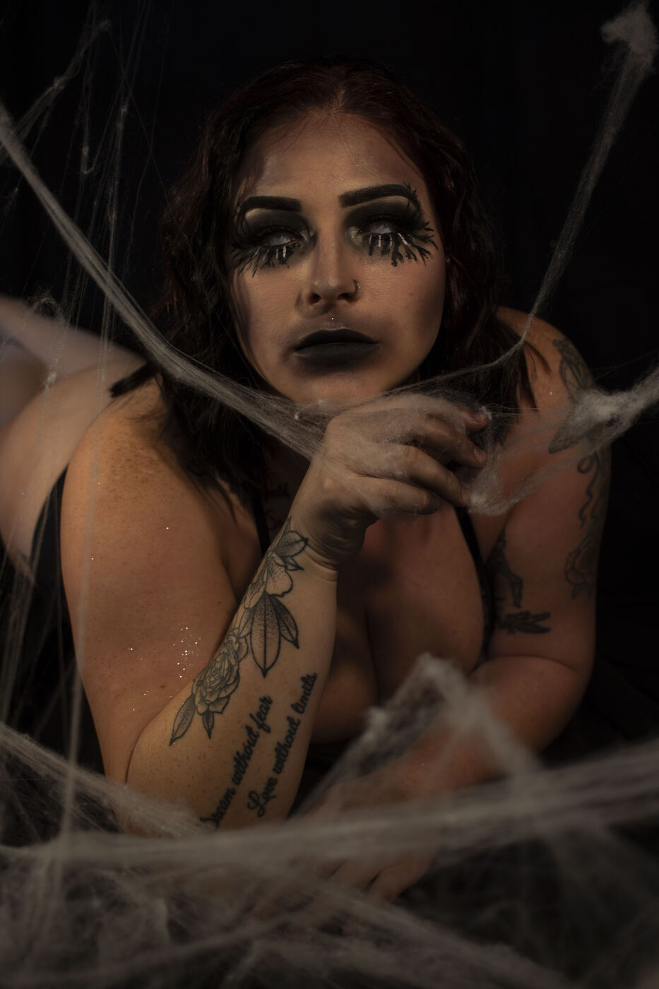 Spider Queen boudoir photo set