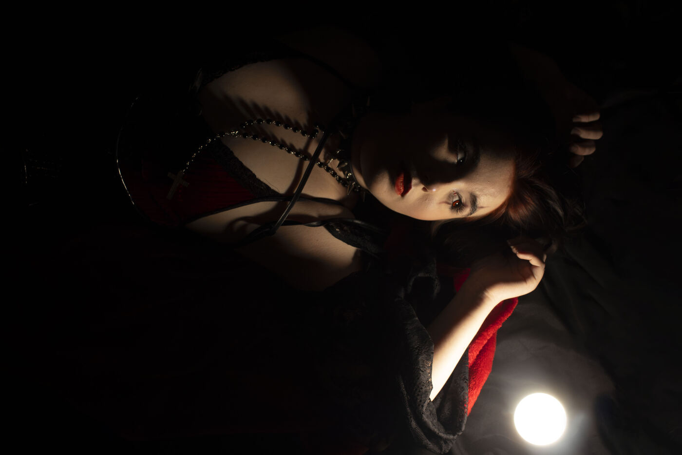 Vampire fantasy photo set